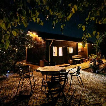 Chalet Villa Mosquito Силвес Екстериор снимка