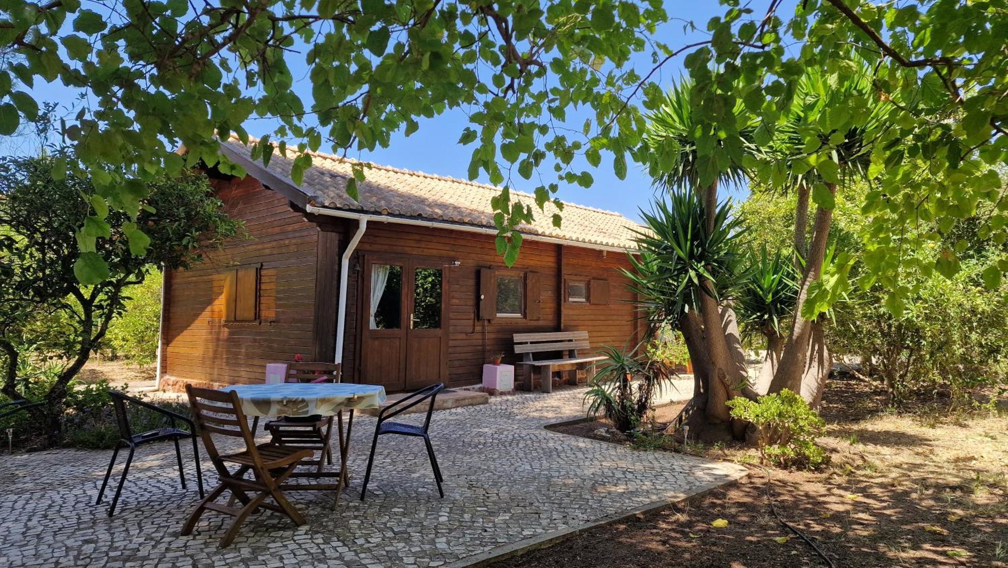 Chalet Villa Mosquito Силвес Екстериор снимка