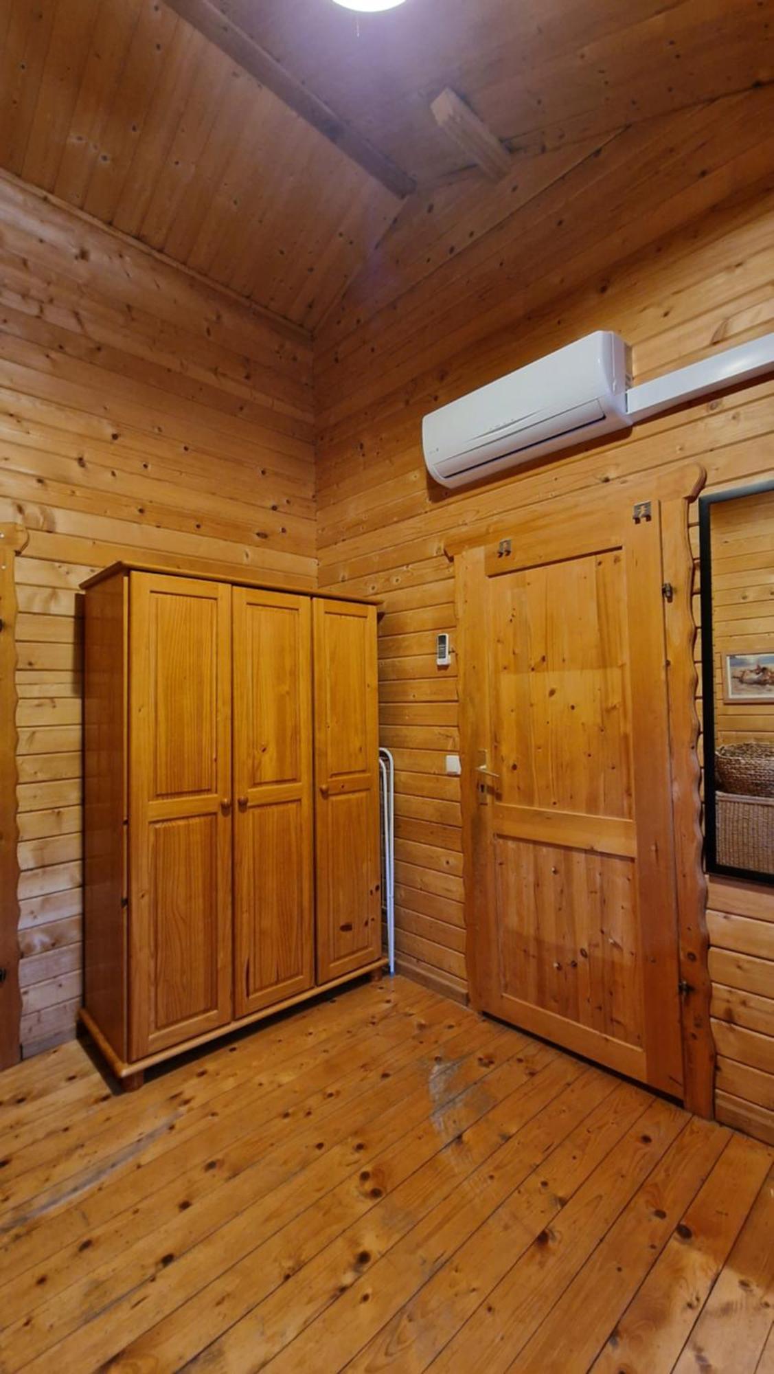 Chalet Villa Mosquito Силвес Екстериор снимка